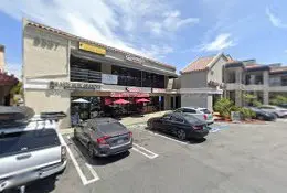 Dog walker Family Pet Clinic Anaheim