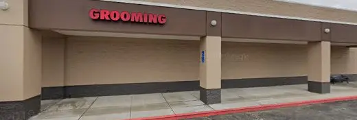 Dog walker PetSmart Grooming Tacoma