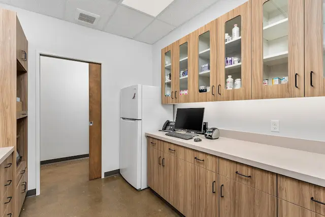Pet vet Sadie Veterinary Urgent Care Gresham