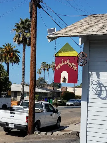 Pet boarding service Bark Shoppe Carlsbad