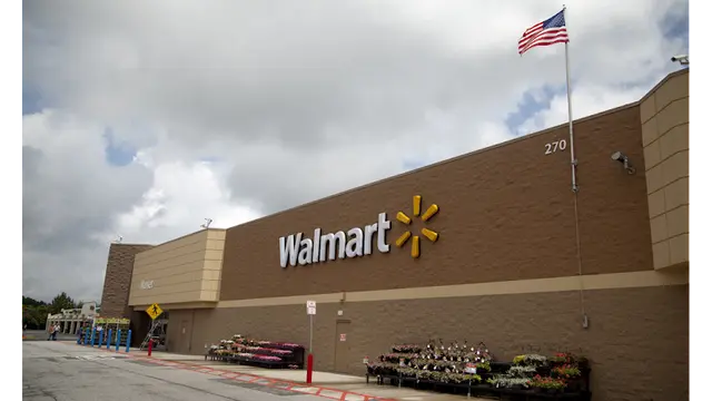 Dog breeder Walmart Supercenter Rialto