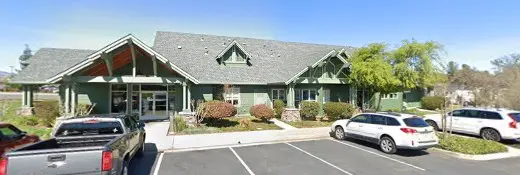 Pet vet Evelyn Townsell Redding