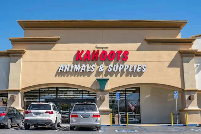 Dog breeder Kahoots Simi Valley