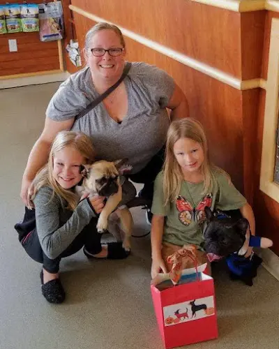 Pet vet Terrace Heights Family Pet Clinic Yakima