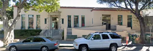 Dog day care center Posh Paws Pet Sitting Santa Maria