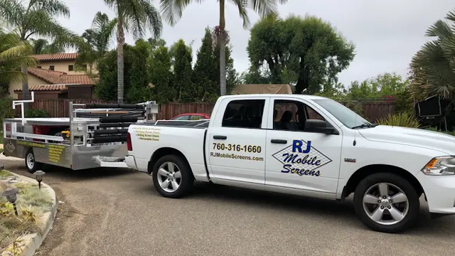 Rescue & Shelter RJ Mobile Screens San Marcos