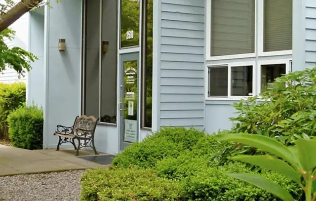 Pet boarding service Santa Clara Animal Hospital Eugene