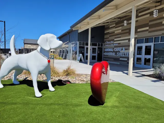Pet vet Peninsula Humane Society & SPCA San Mateo