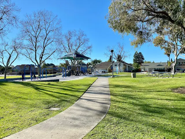 Dog Park Silkwood Park Irvine