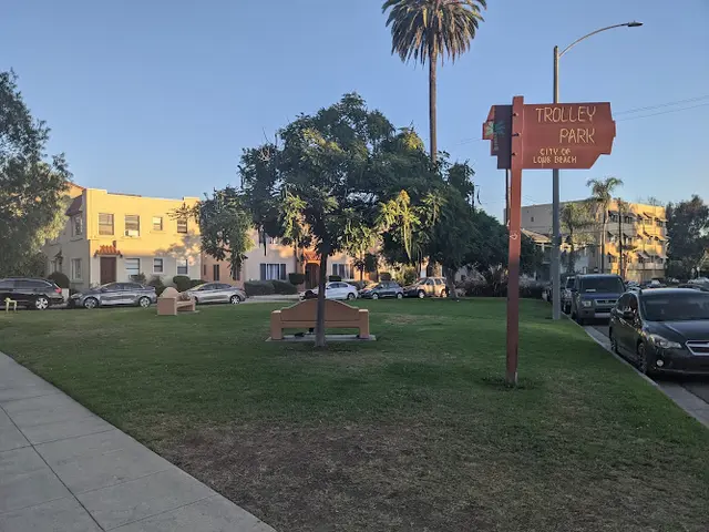 Dog Park Trolley Park Long Beach