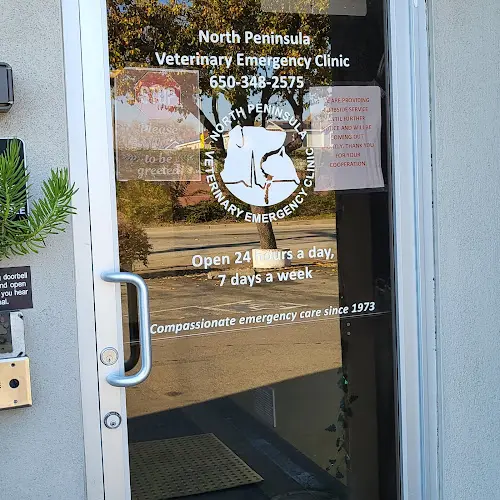 Dog day care center North Peninsula Veterinary Emergency Clinic San Mateo