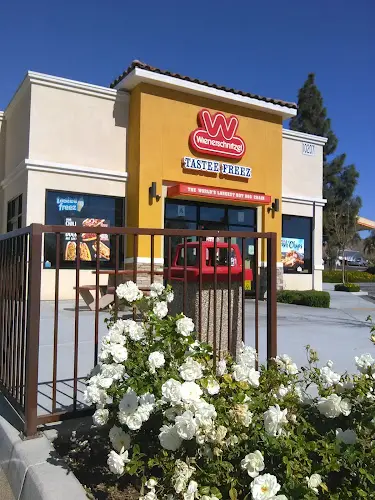 Dog walker Wienerschnitzel Jurupa Valley