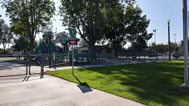 Dog Park Somerset Park Carson