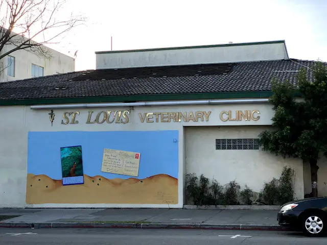Pet boarding service St. Louis Veterinary Clinic Oakland