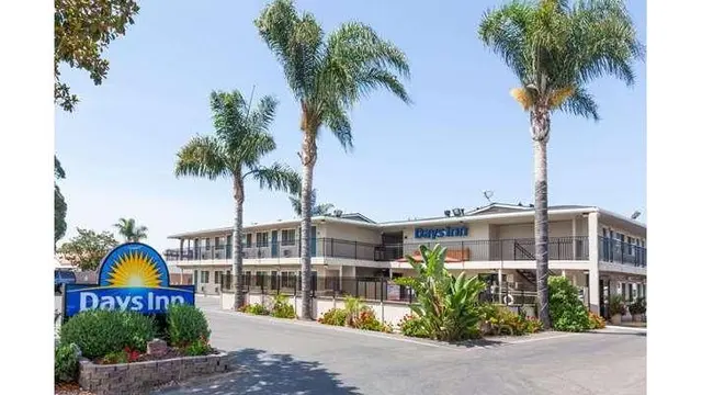 Dog day care center Days Inn by Wyndham Santa Maria Santa Maria