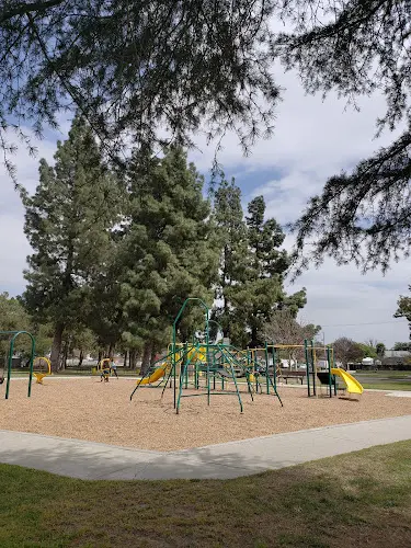 Dog Park Del Rancho Park Ontario