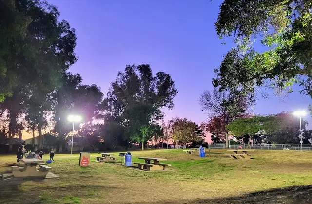 Dog Park Sur La Brea Park Carson