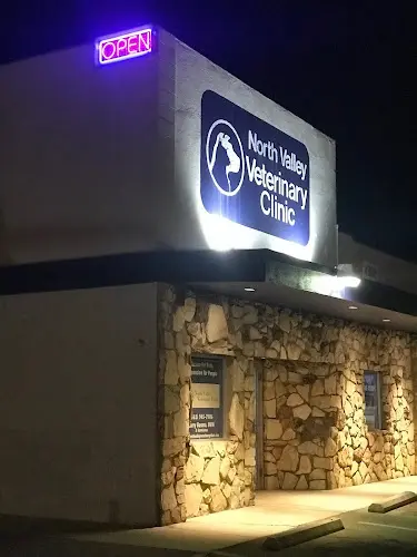 Pet vet North Valley Veterinary Center And Boarding Lancaster