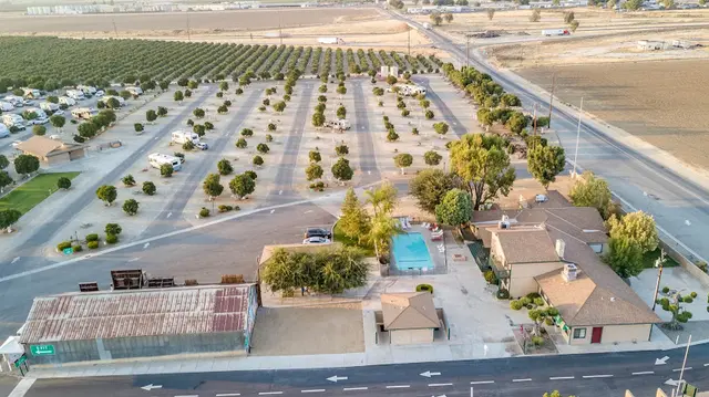 Dog Park Orange Grove RV Park & Resort Bakersfield