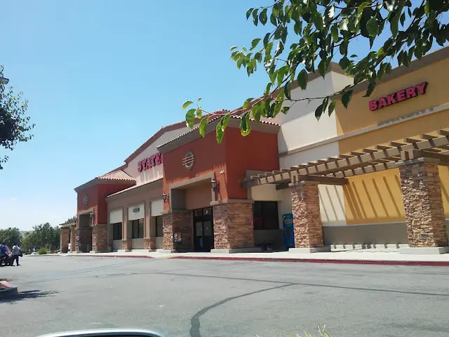 Pet boarding service Stater Bros. Markets Moreno Valley