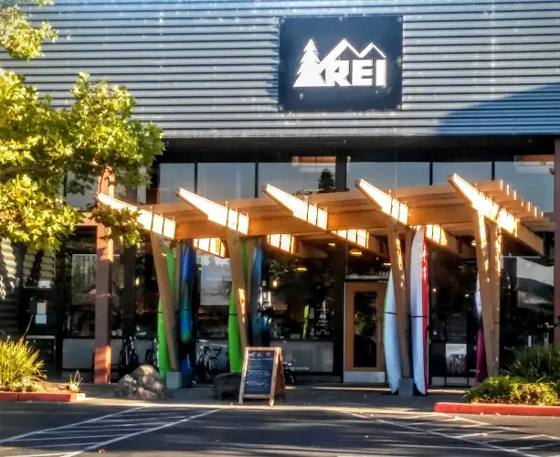 Dog trainer REI Santa Rosa