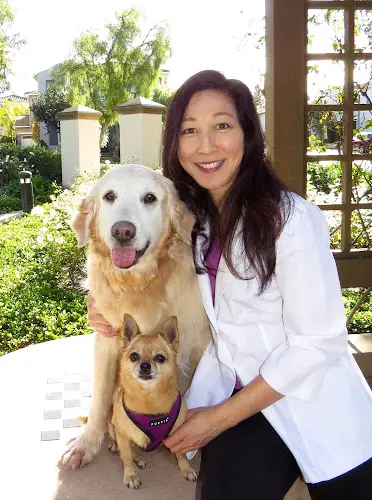Pet vet Tustin Care Animal Hospital Orange
