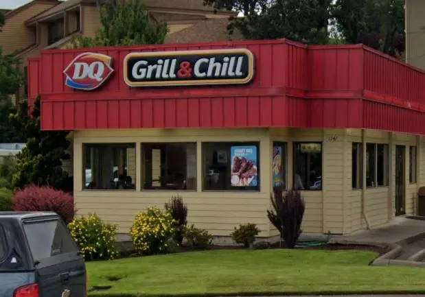Dog walker Dairy Queen Salem