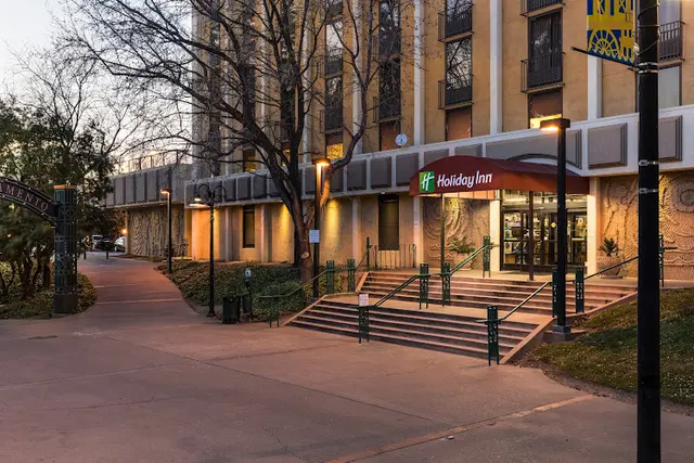 Pet boarding service Holiday Inn Sacramento Downtown - Arena, an IHG Hotel Sacramento