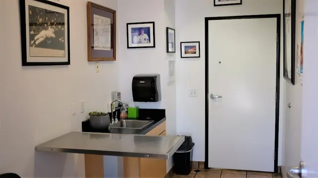 Pet boarding service VCA Animal Medical Center of Southern California Los Angeles