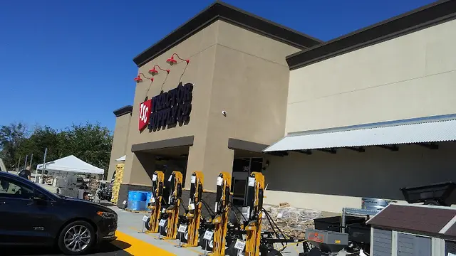 Dog walker Tractor Supply Co. Palmdale