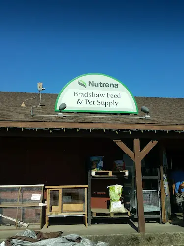 Dog trainer Bradshaw Feed & Pet Supply Elk Grove