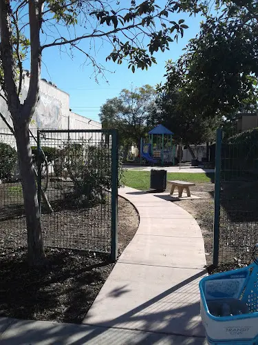 Dog Park Miracle on 4th Street Park Long Beach