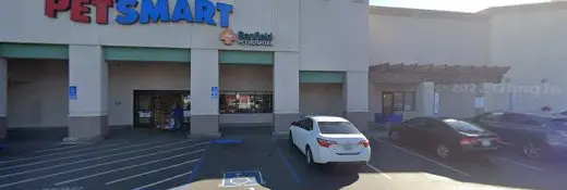 Dog day care center PetSmart Dog Training San Bernardino