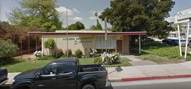 Pet vet Altadena Pet Hospital Glendale