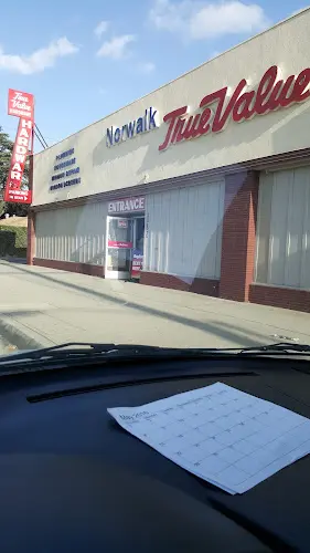 Dog walker Norwalk True Value Norwalk