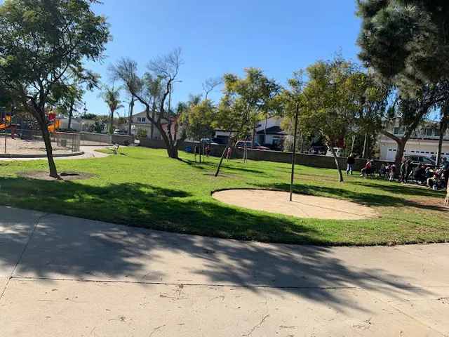 Dog Park Hollyglen Park Inglewood