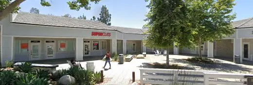 Pet vet Animal Hospital-Thousand Oaks: Bass Sharon J DVM Simi Valley