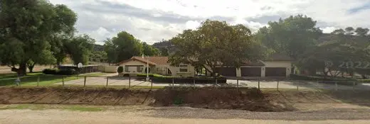 Dog trainer Randy Holbert Dog Training Murrieta