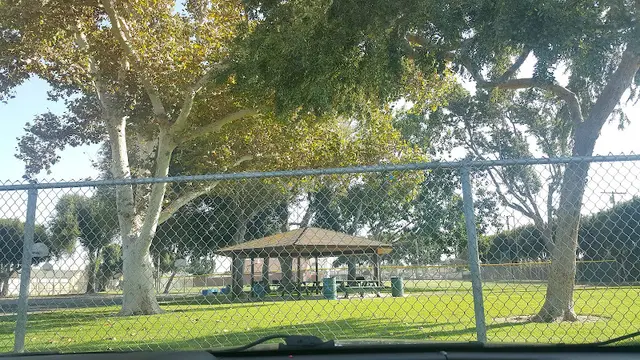 Dog Park Thornburg Park Carson