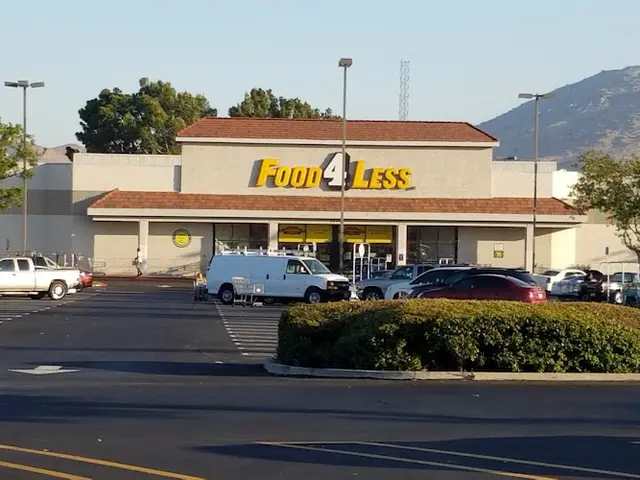 Rescue & Shelter Food4Less Fontana