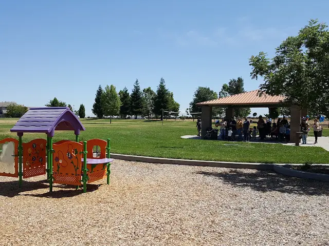 Dog Park Hummingbird Park Sacramento
