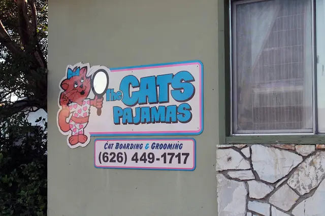 Pet boarding service Cat's Pajamas Pasadena