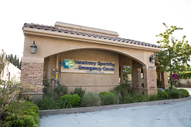 Pet vet Veterinary Specialty and Emergency Center of Thousand Oaks Simi Valley