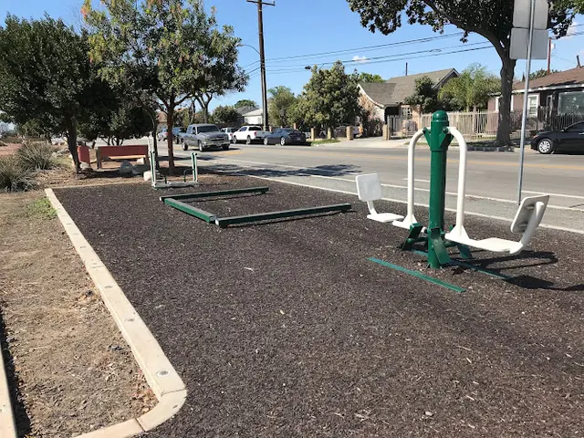 Dog Park Greenleaf Parkway South Gate