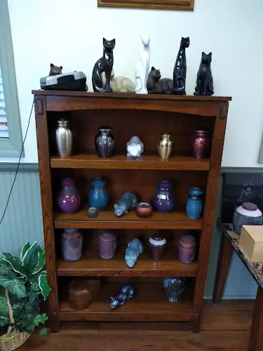 Pet vet West Coast Pet Memorial Eugene