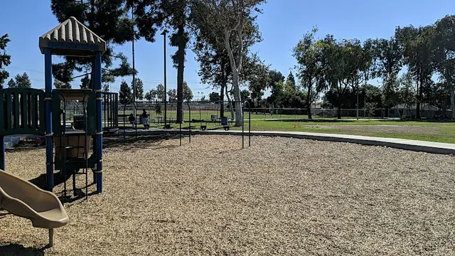 Dog Park Cudahy Park South Gate